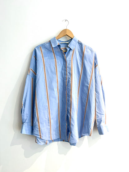Sessun Celona blue button down shirt 