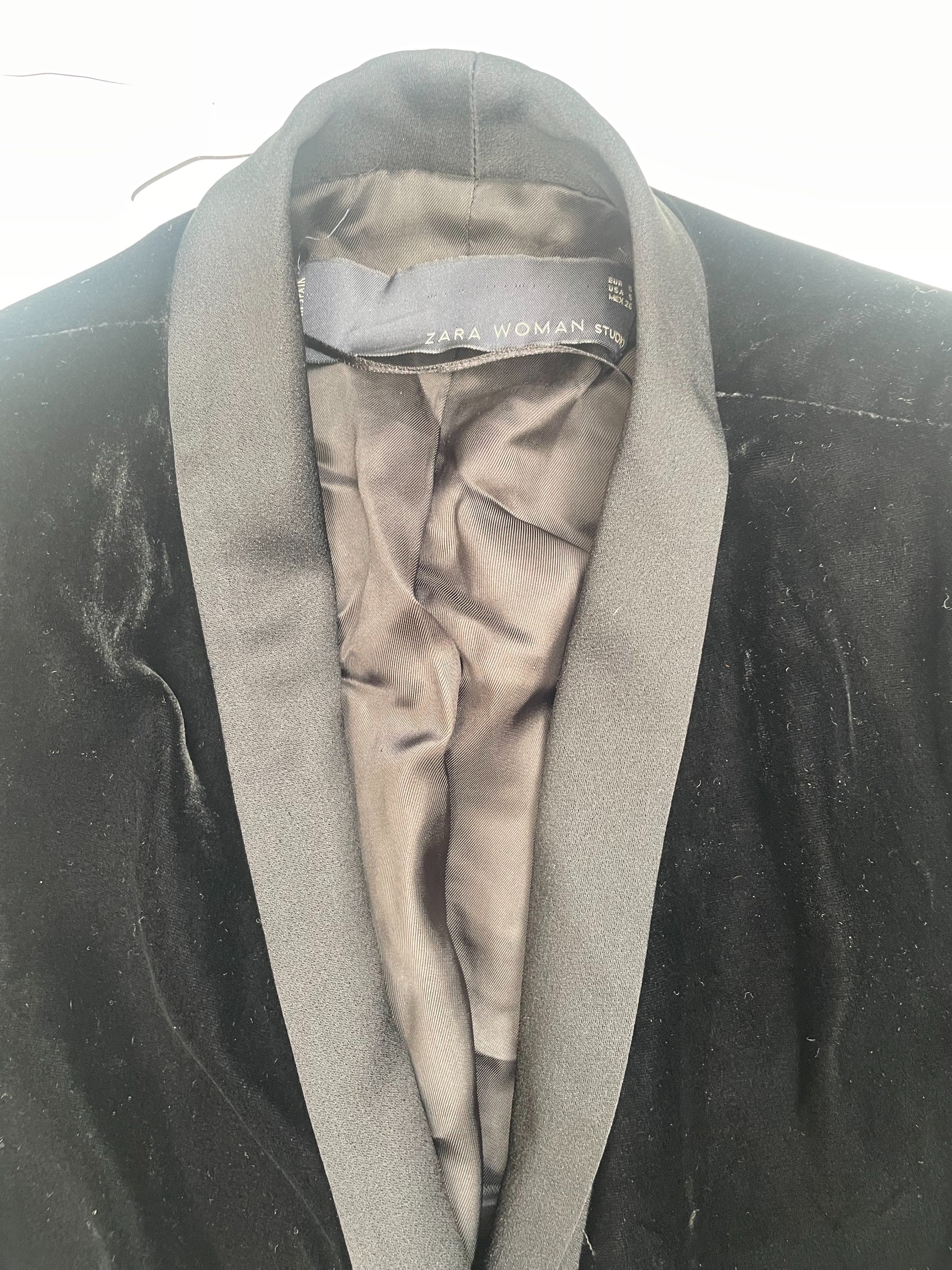 Zara Black Velvet Blazer S image 2