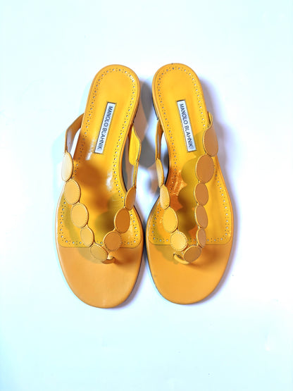 Manolo Blahnik Nour Leather Flip Flops UK 7