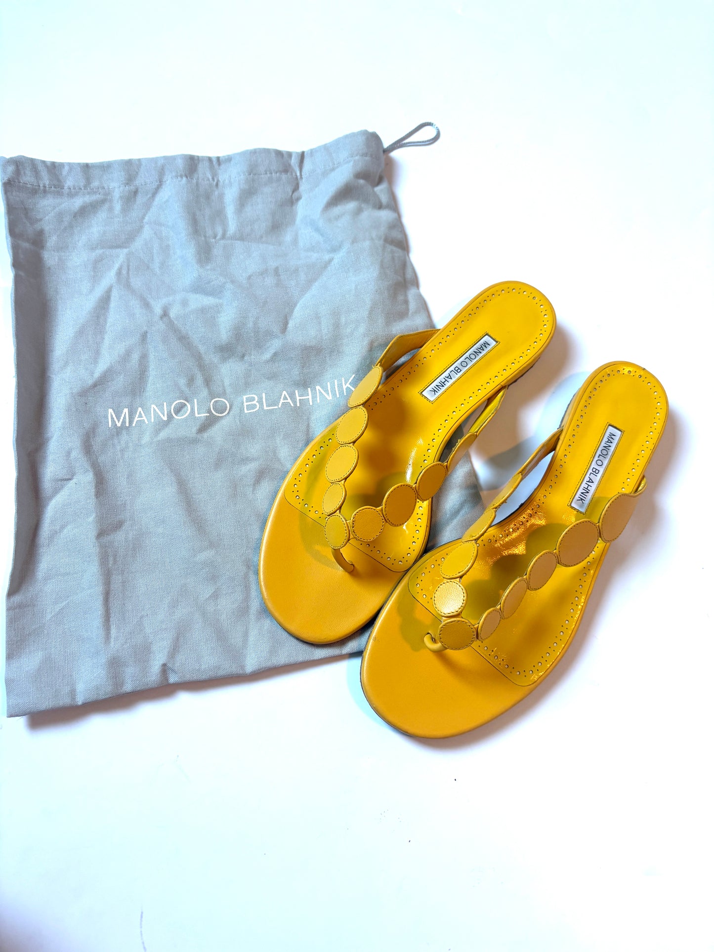 Manolo Blahnik Nour Leather Flip Flops UK 7
