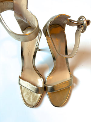 Gianvito Rossi Gold Heels UK 5