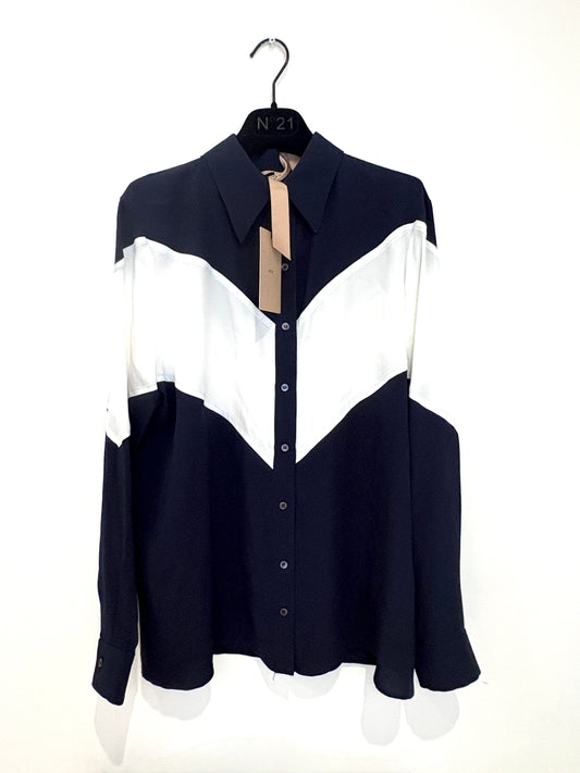 No 21 navy and white silk shirt