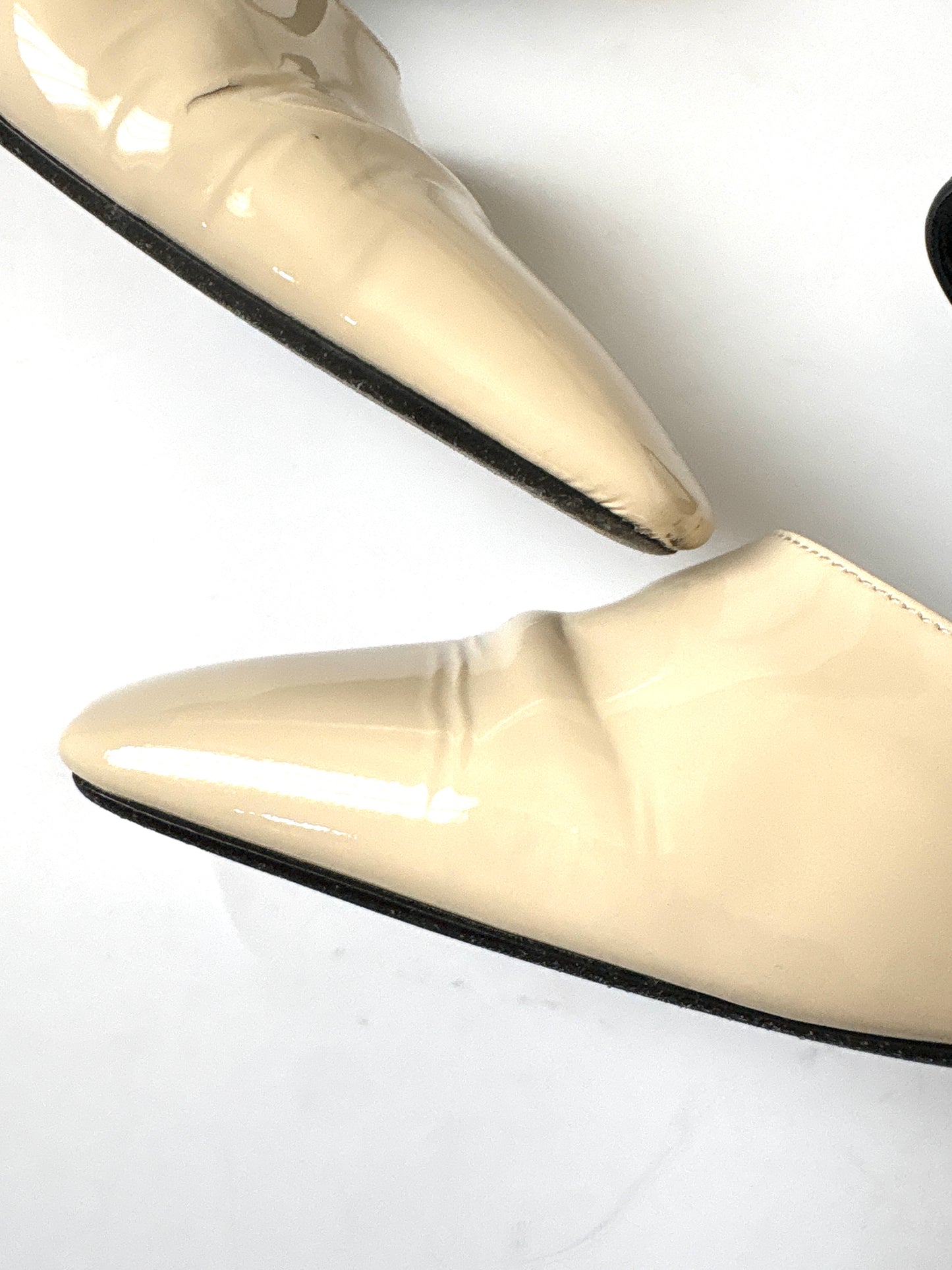Aeyde Yara Duo-Tone Mary-Jane Pumps UK 5