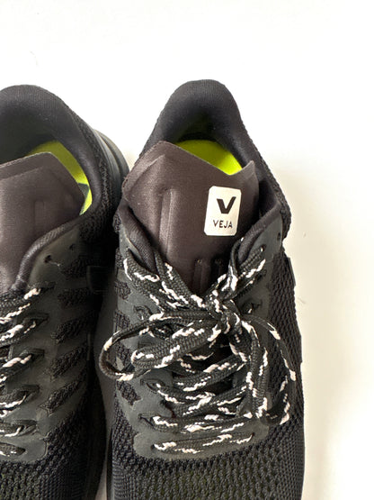 Veja Marlin Lt V-knit Trainers UK 6
