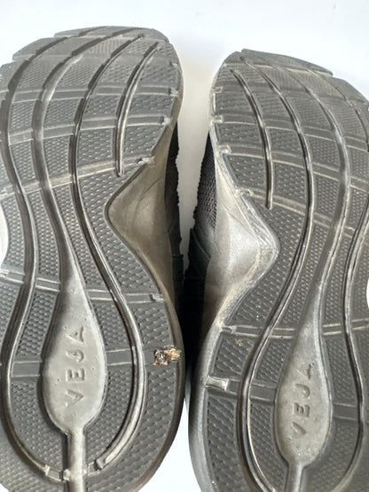 Veja Marlin Lt V-knit Trainers UK 6