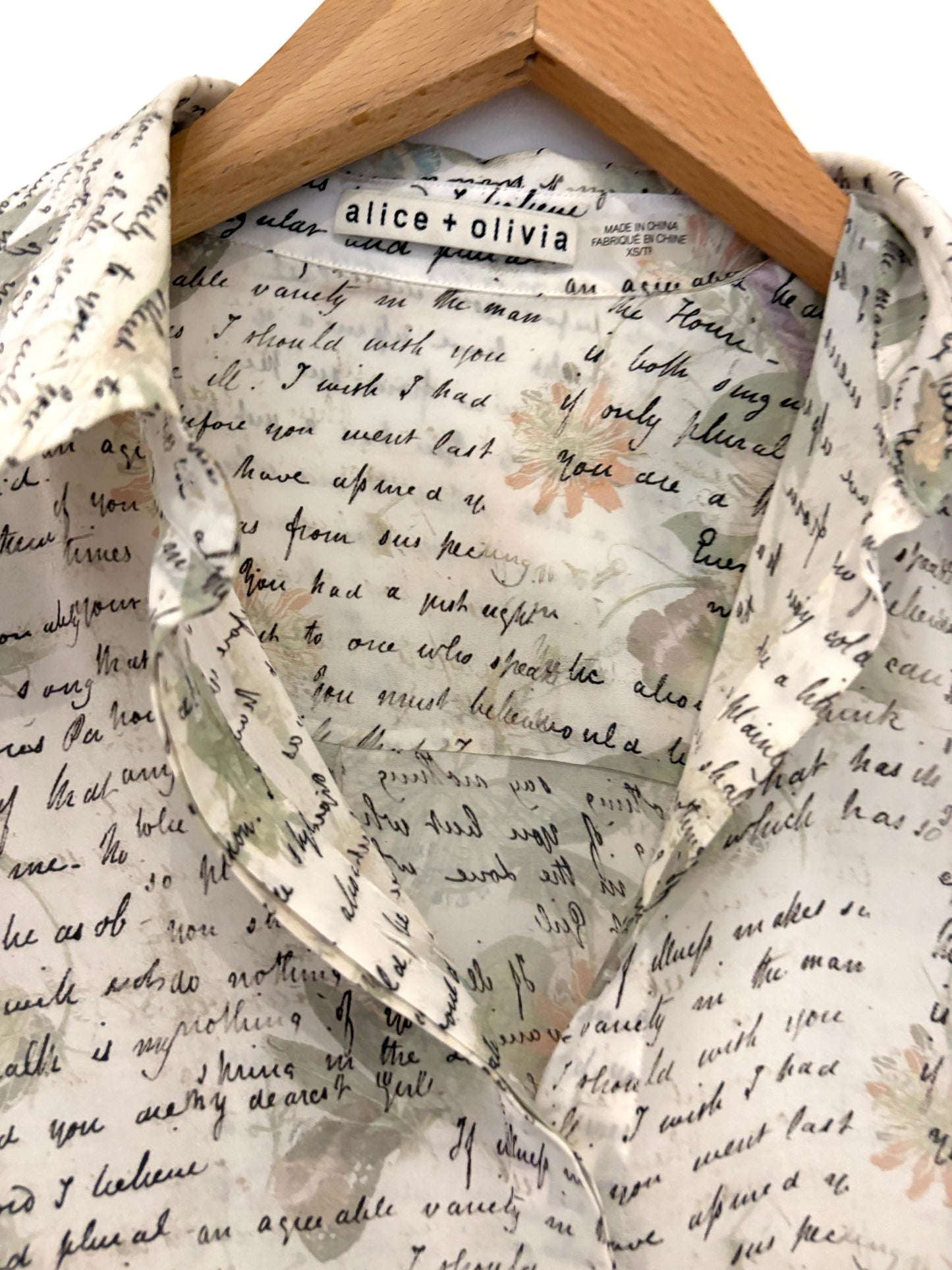 Alice+Olivia Love Letter Blouse XS
