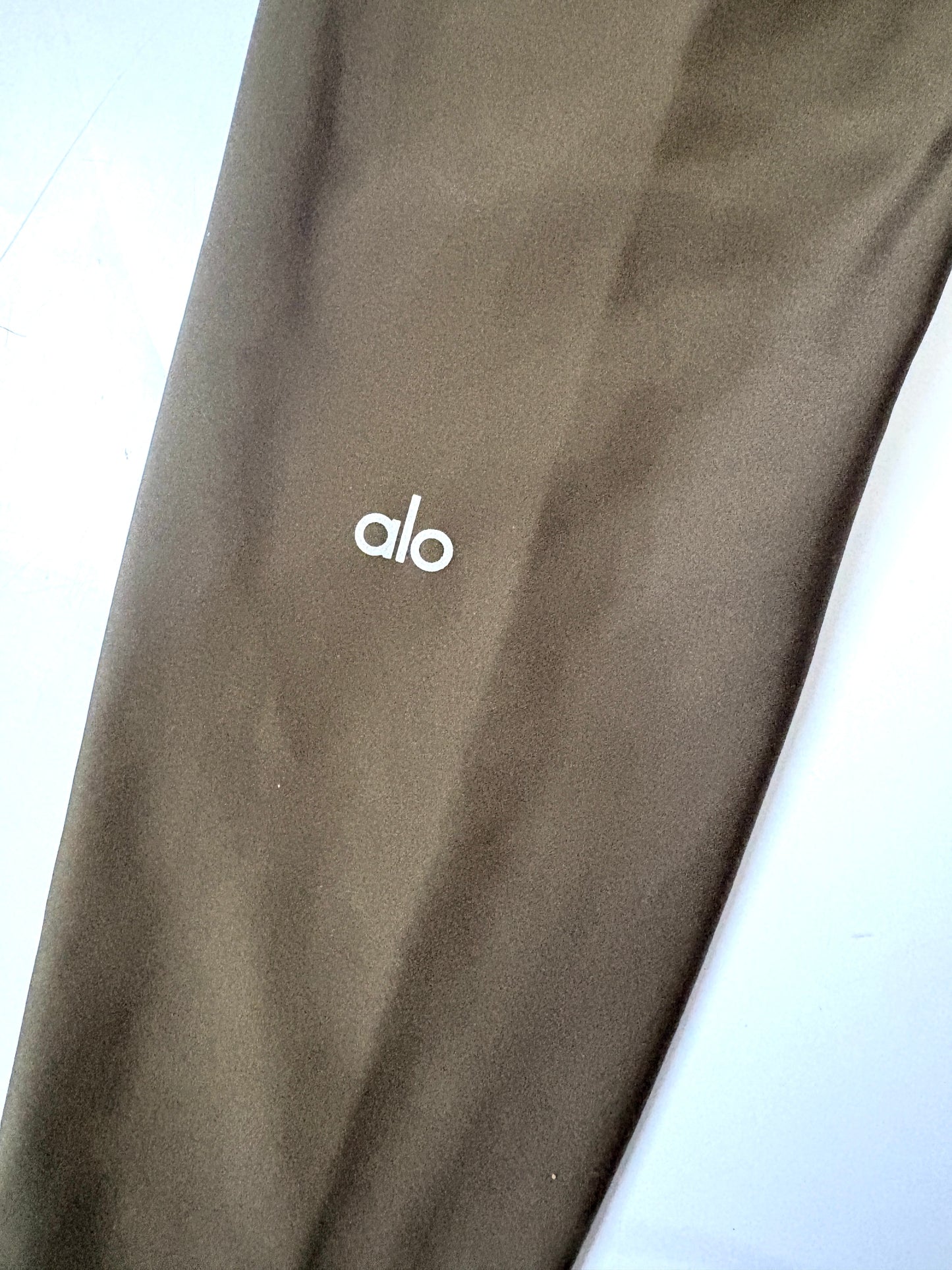 Alo Yoga High-Waist Khaki Cropped Legging L