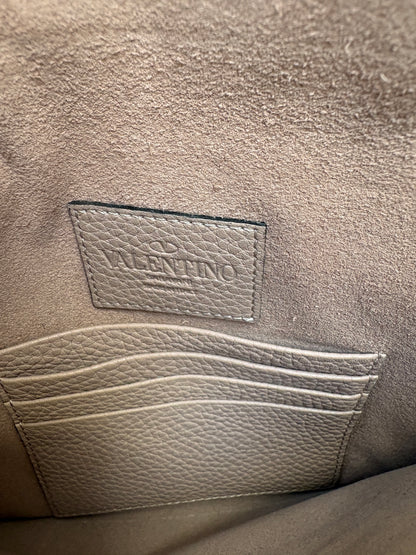 Valentino Garavani Grainy Rockstud Pouch