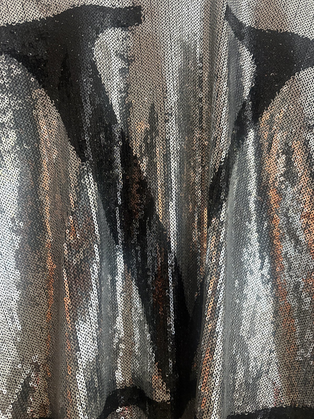 Valentino Garavani VLogo Sequined T-shirt in Silver S