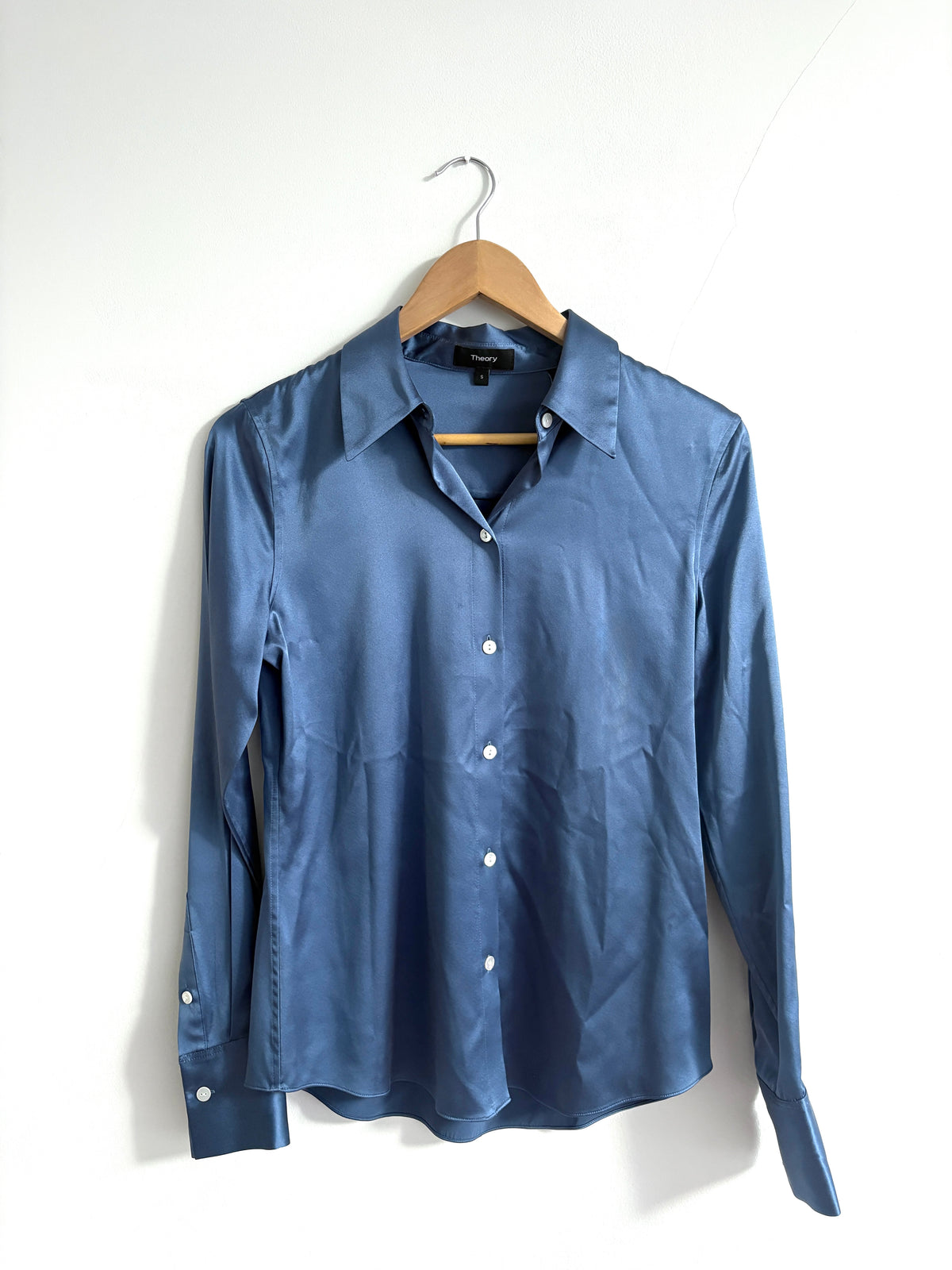 Theory Silk Blue stretchy shirt
