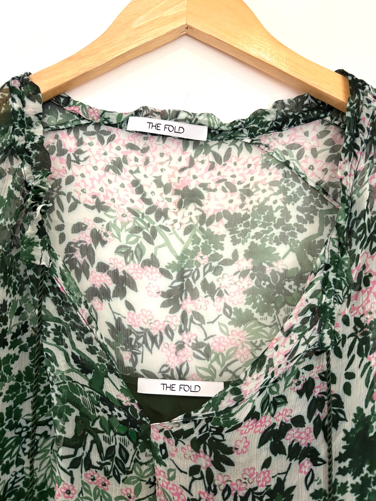 The Fold Floral Cap Sleeve Blouse UK 12