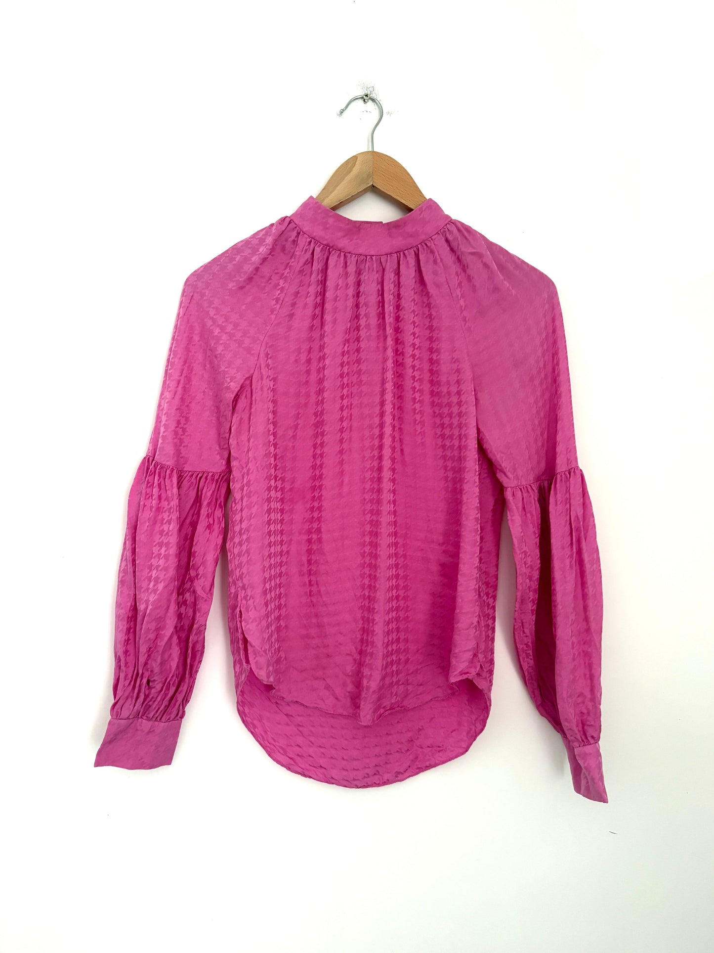 Veronica Beard Pink silk mock blouse