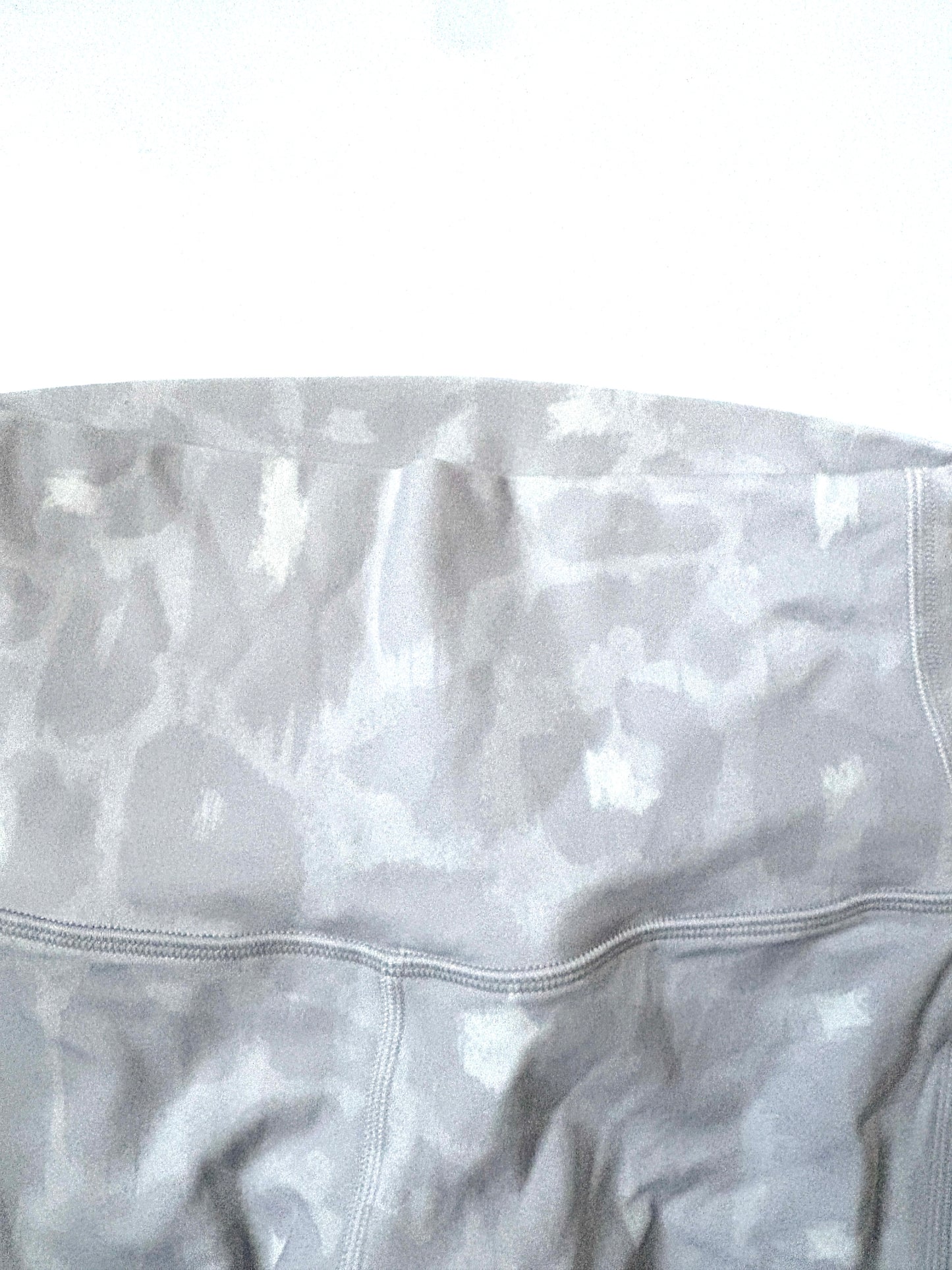 Lululemon White Leopard Print Leggings UK 8