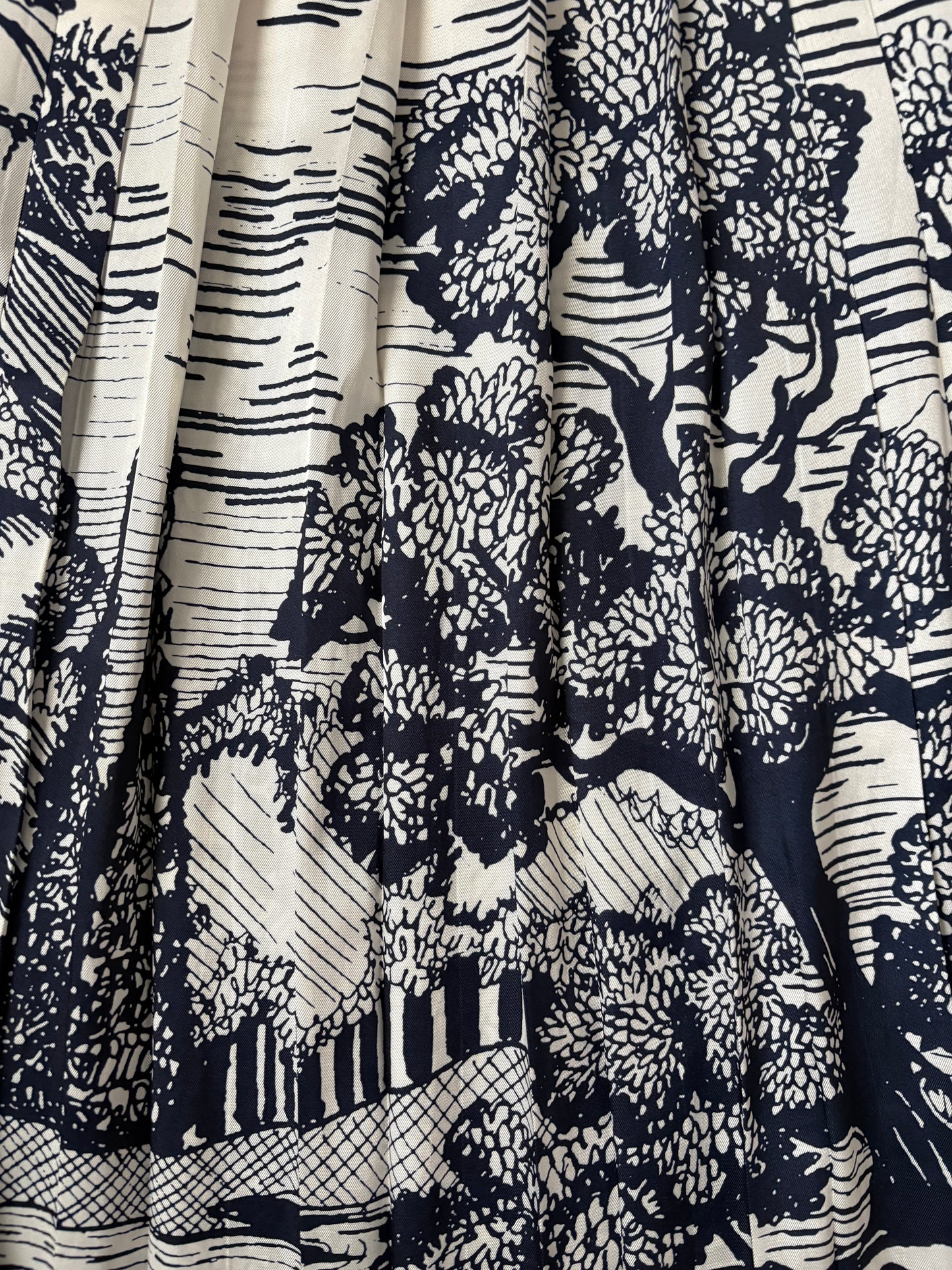 Victoria Victoria Beckham Pleated Midi Skirt UK 14