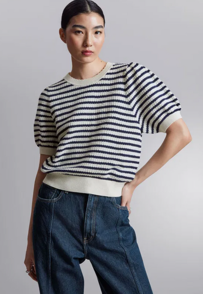 & Other Stories Scalloped Knit Top XS