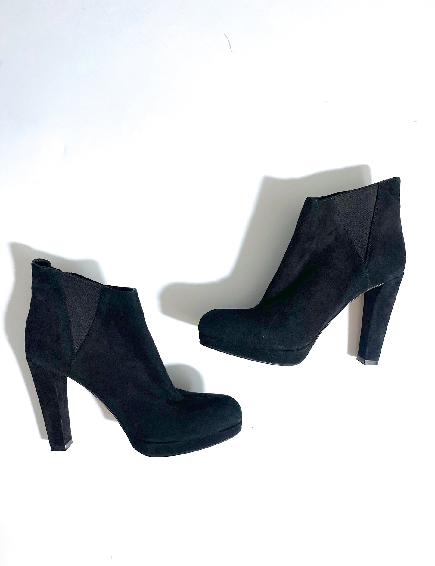 LK Bennett Suede Ankle Boots UK 6 image 0