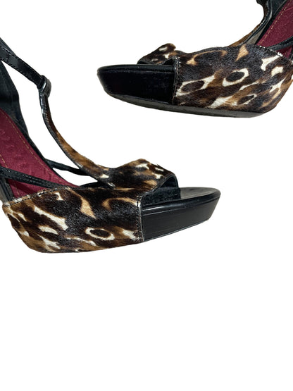 Burberry Calfskin Sandals UK 4 image 5